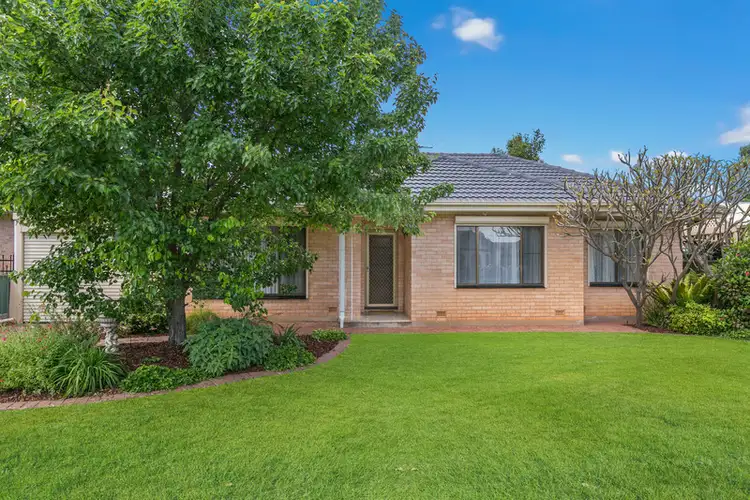 1 Briardale Road, Sturt SA 5047
