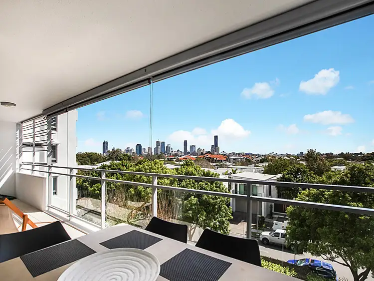 40 Hollins Crescent, New Farm QLD 4005