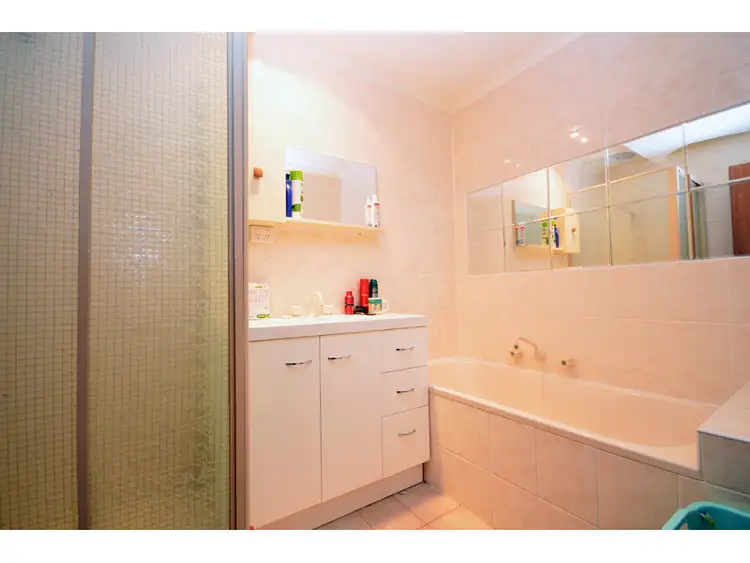 Sixth view of Homely unit listing, 27a Rowes Road, Werribee VIC 3030