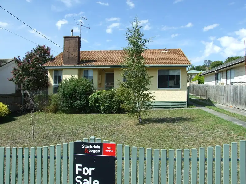 Main view of Homely house listing, 33 Kent Street, Moe VIC 3825