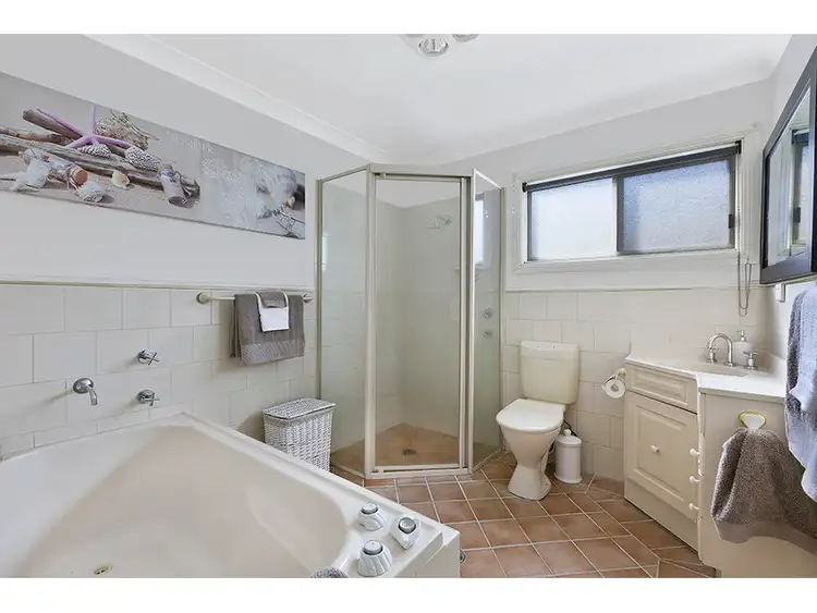 Sixth view of Homely house listing, 19 Kathleen White Crescent, Killarney Vale NSW 2261