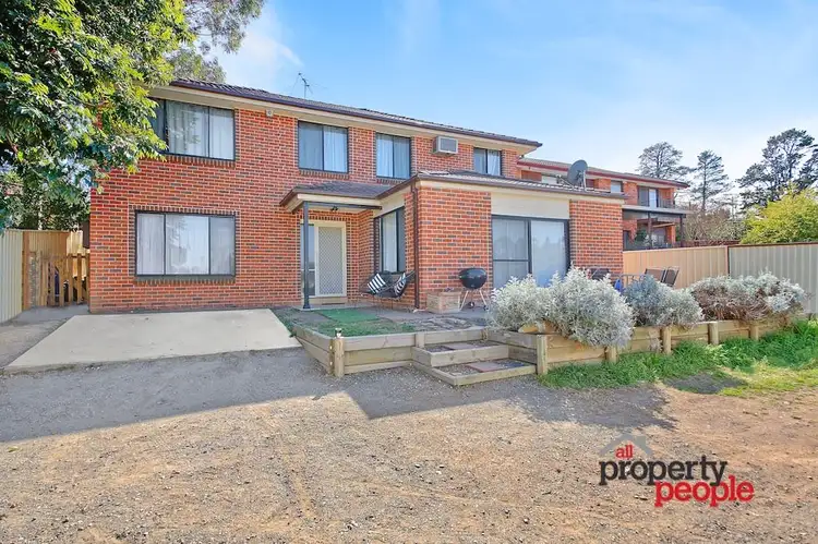 14 Clark Place, Minto NSW 2566