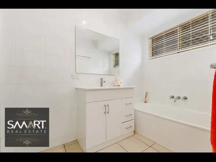 Sixth view of Homely semi-detached listing, 1/5 Camera Court, Oxenford QLD 4210