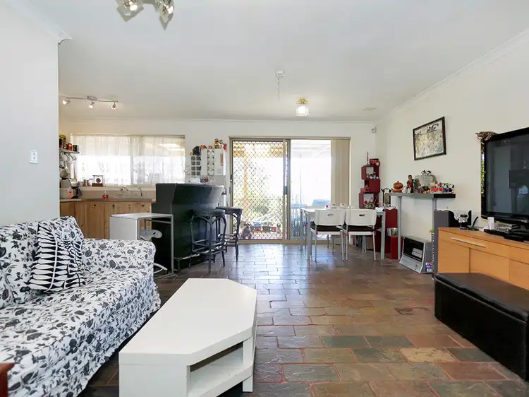 Fifth view of Homely house listing, 8 Rooke Way, Clarkson WA 6030