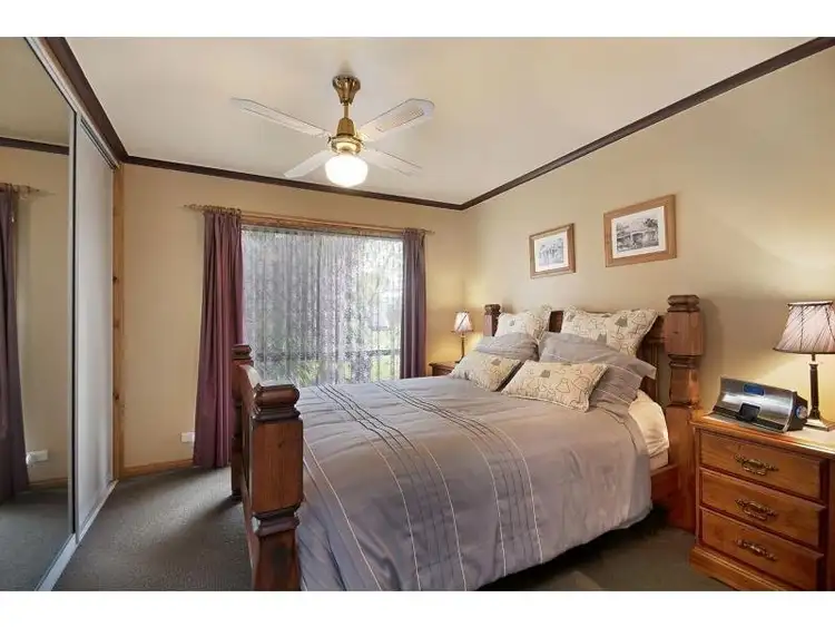 Fifth view of Homely house listing, 32 McPhee Street, Hamilton VIC 3300
