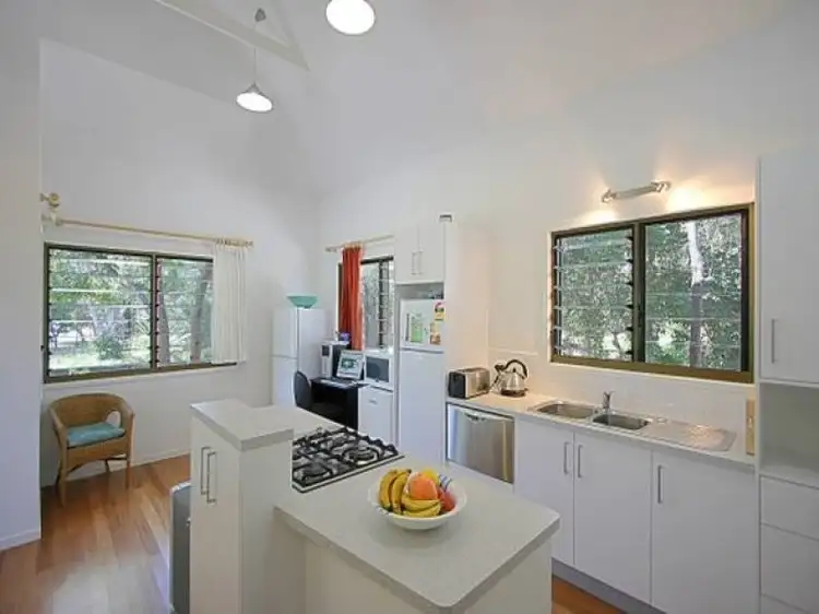 Fourth view of Homely studio listing, 1/164 Alcorn Street, Suffolk Park NSW 2481