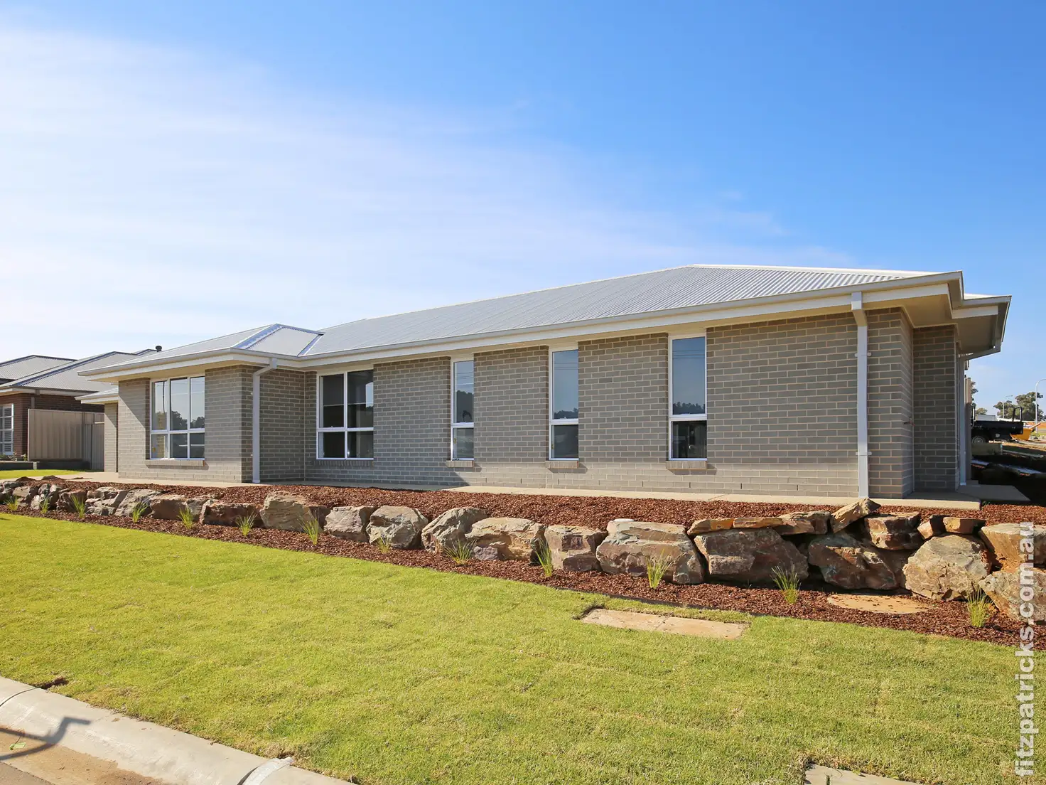 Main view of Homely unit listing, 1/33 Sturrock Drive, Boorooma NSW 2650