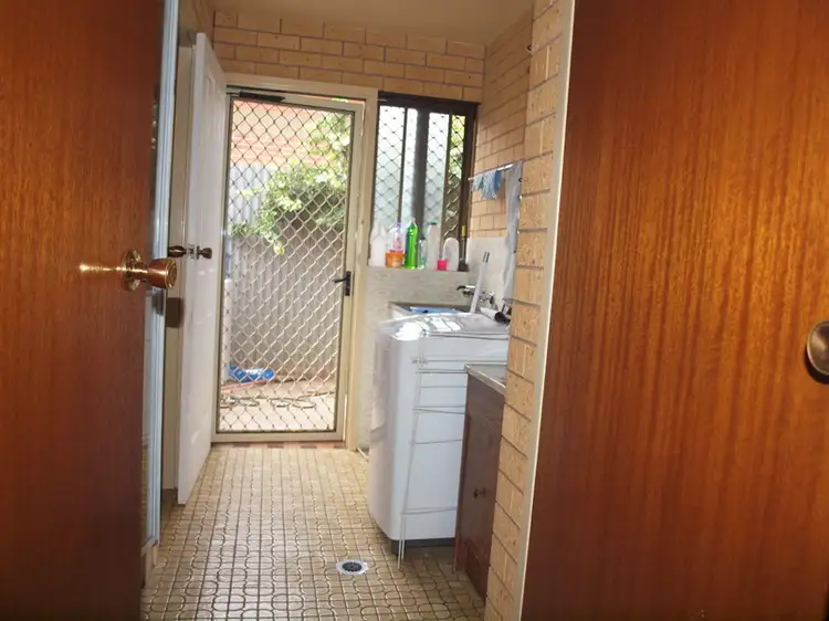 Fifth view of Homely block of units listing, Flat 1 and 2/30 Bolton Street, Narrandera NSW 2700