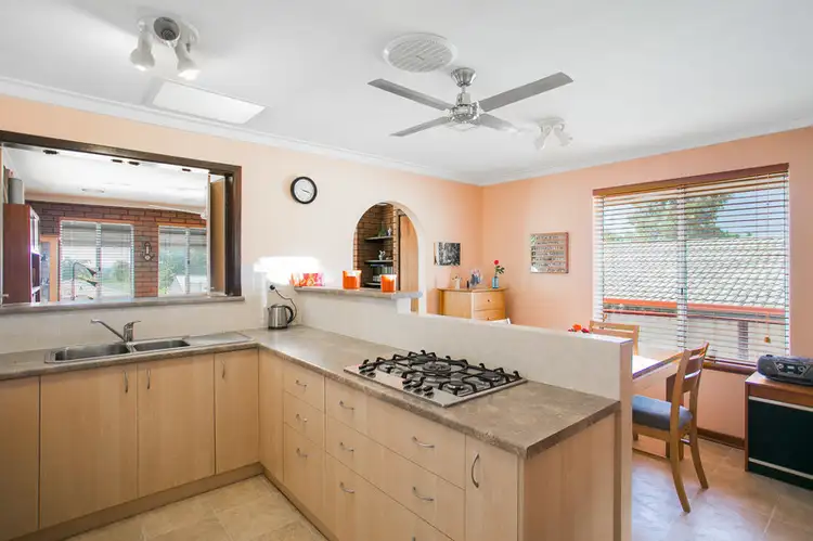 28 Belaire Terrace, Kelmscott WA 6111