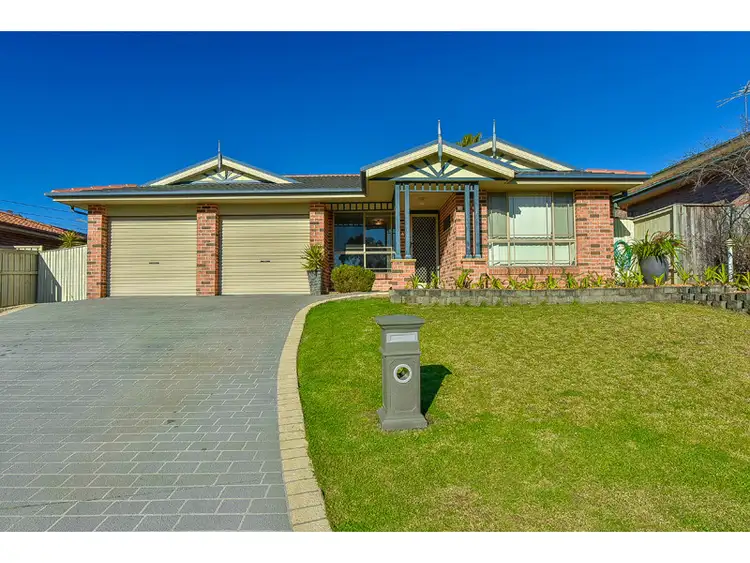 6 Steamer Place, Currans Hill NSW 2567