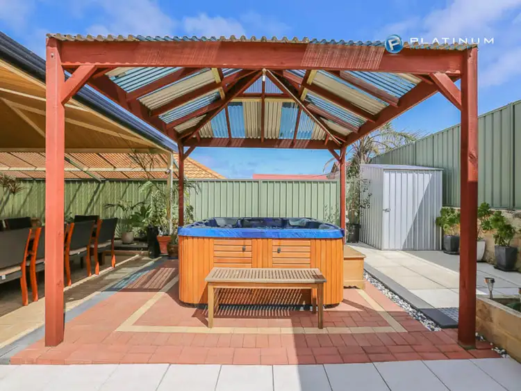 5 Pennine Pass, Merriwa WA 6030