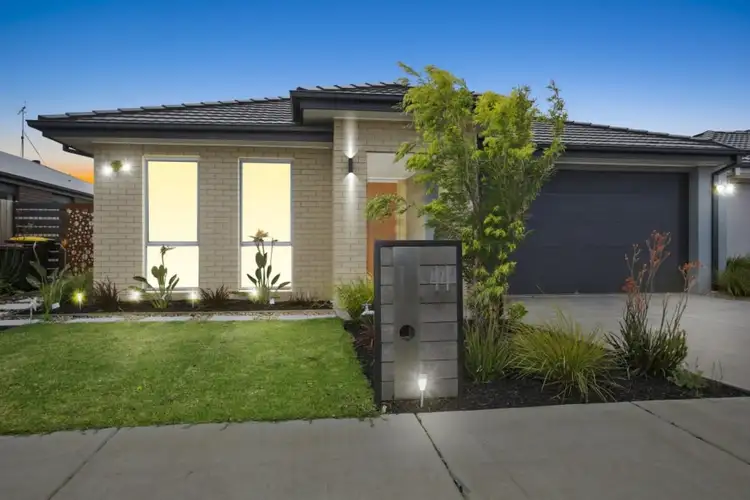 44 Portrush Loop, Armstrong Creek VIC 3217
