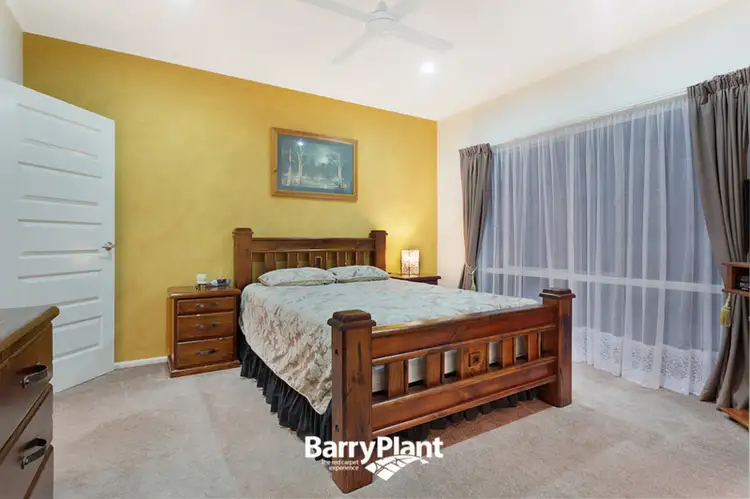 Second view of Homely house listing, 2 Royanne Close, Bunyip VIC 3815