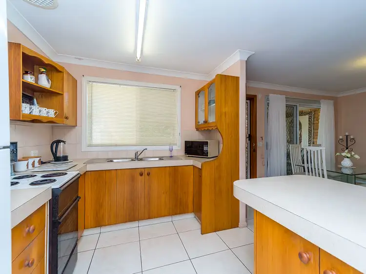 Fourth view of Homely semi-detached listing, 2/10 Maiala Close, Paradise Point QLD 4216
