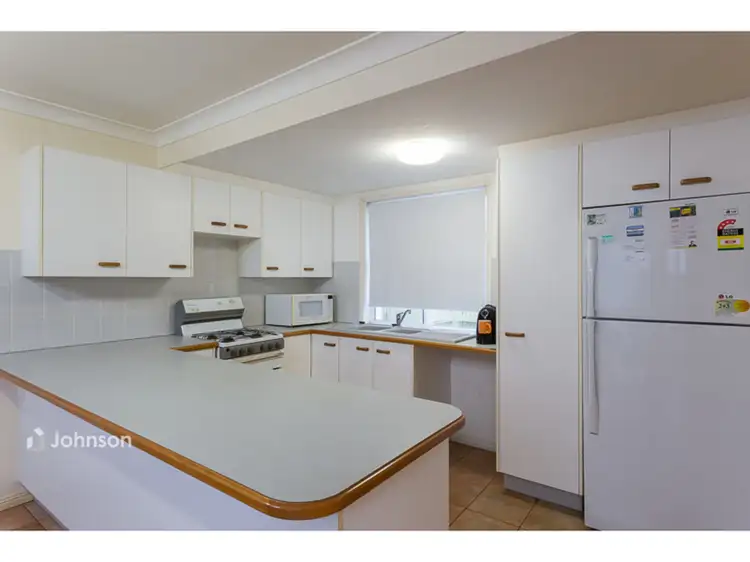 Second view of Homely townhouse listing, 21/14 Kensington Place, Birkdale QLD 4159