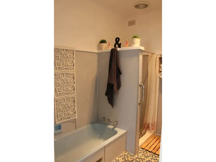 Sixth view of Homely house listing, 18 Elliott Street, Forbes NSW 2871