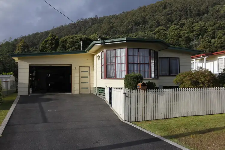 9 Howard Street, Rosebery TAS 7470