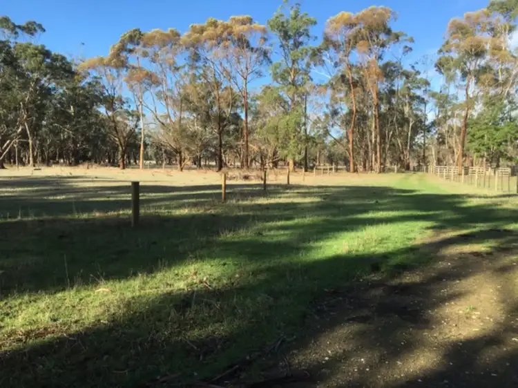 Dyson Road, Panmure VIC 3265
