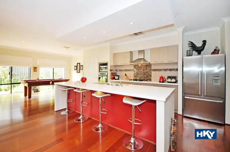 15 Vellum Loop, Aveley WA 6069