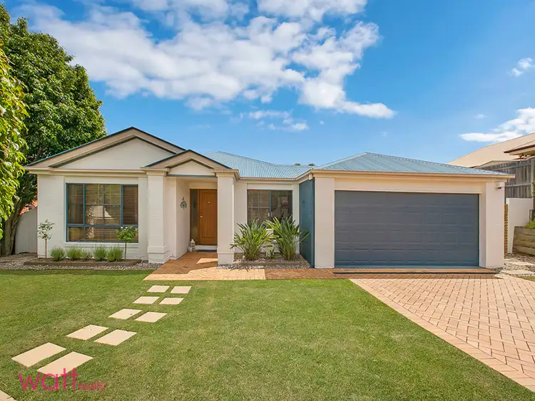 54 Hayward Ave, Cashmere QLD 4500