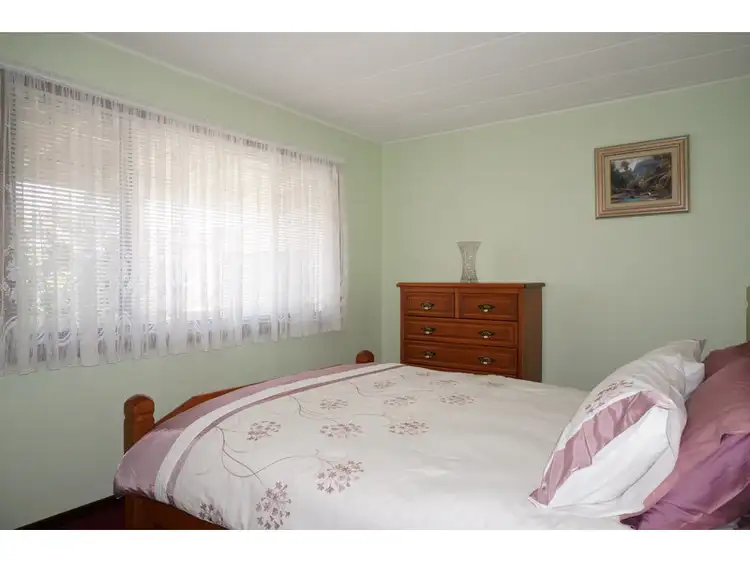 Seventh view of Homely house listing, 25 Dorothy Avenue, Basin View NSW 2540