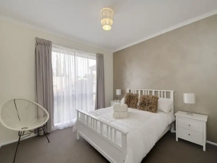 Sixth view of Homely unit listing, 2/3 Parslow Court, Traralgon VIC 3844
