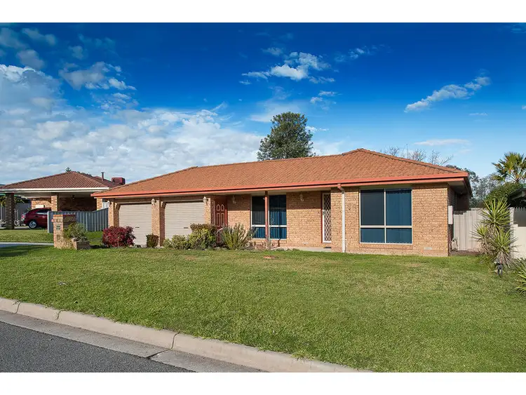 Main view of Homely house listing, 10 Darri Drive, Springdale Heights NSW 2641
