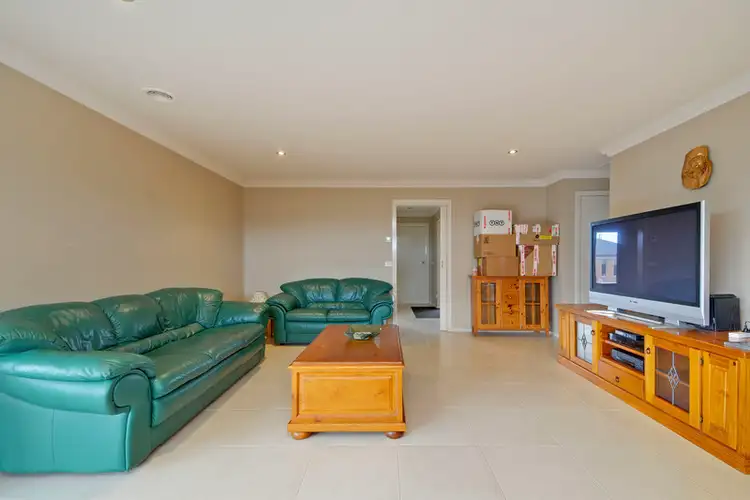 Sixth view of Homely house listing, 2 Roscommon Drive, Traralgon VIC 3844