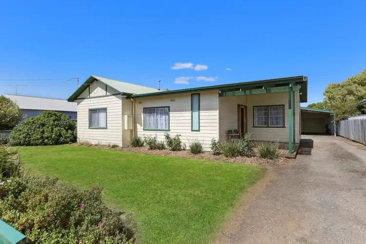 14 Ross Street, Colac VIC 3250
