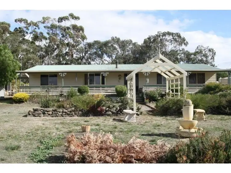 84 Settlement Road, Coleraine VIC 3315