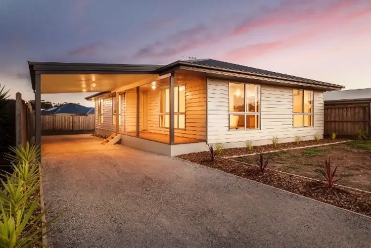 12 Pasadena Drive, Cowes VIC 3922
