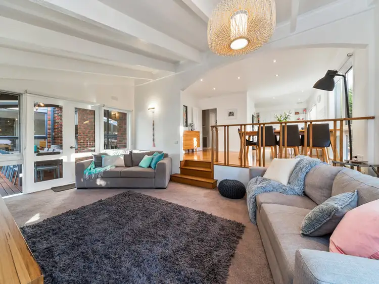 30 Deanswood Drive, Somerville VIC 3912