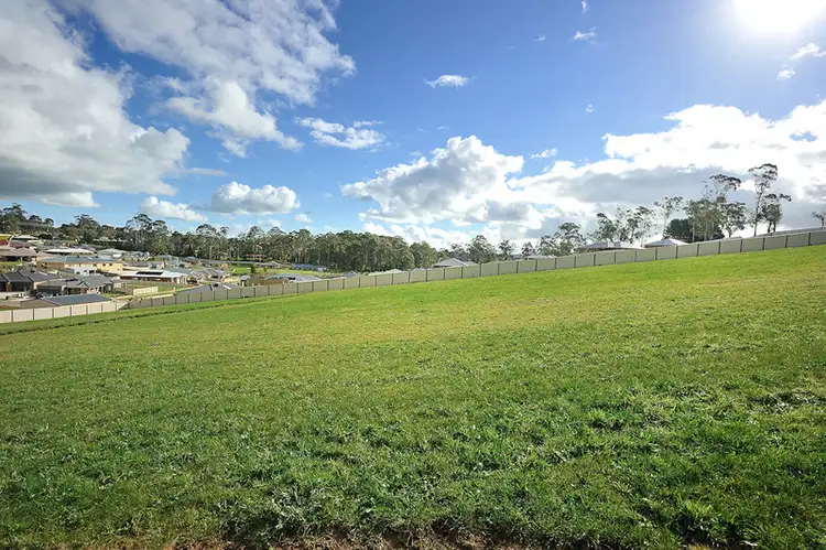 4 Bushy Park Court, Drouin VIC 3818