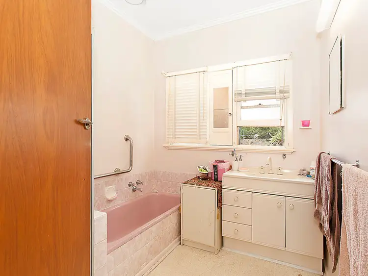 Fifth view of Homely house listing, 440 Murray Street, Colac VIC 3250