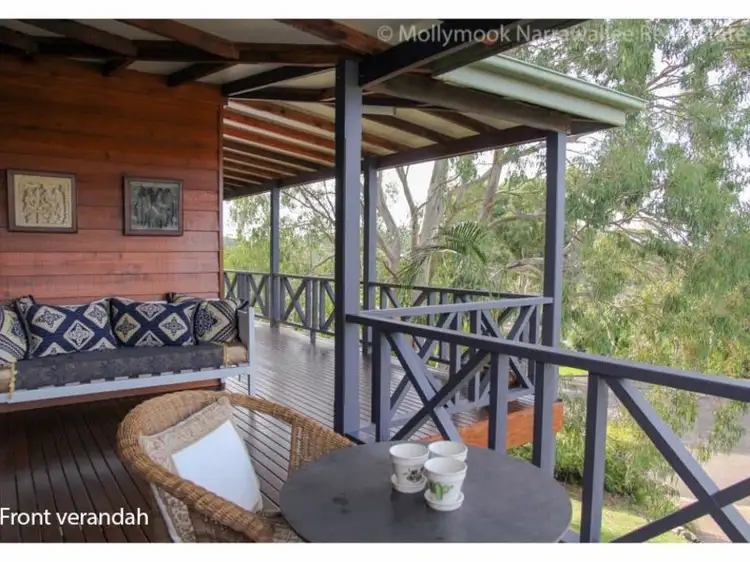 6 North East Place, Mollymook Beach NSW 2539
