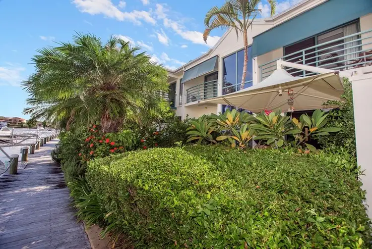 21/3 Lee Road, Runaway Bay QLD 4216