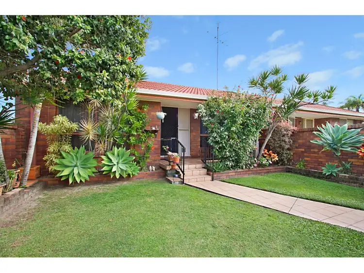 1/117 Sunshine Boulevard, Mermaid Waters QLD 4218