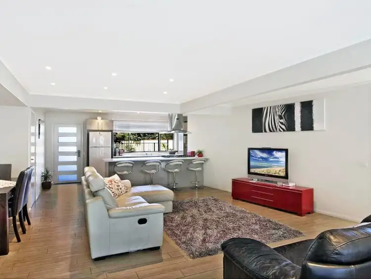 Fourth view of Homely house listing, 8 Adelaide Street, Killarney Vale NSW 2261