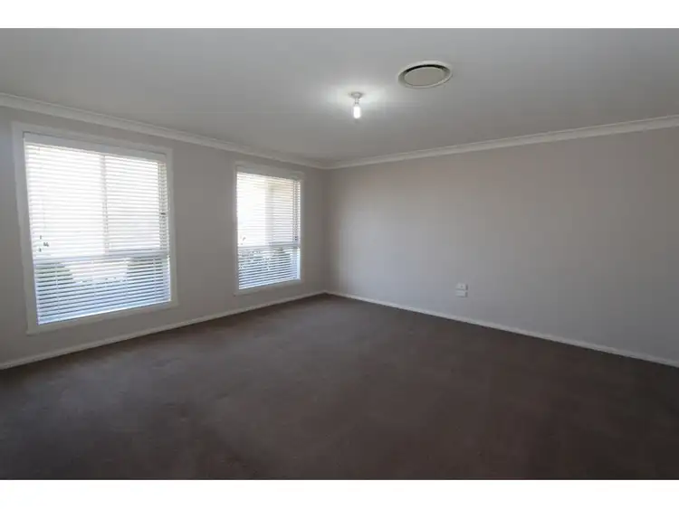 Third view of Homely house listing, 8 Musgrove Avenue, Kelso NSW 2795