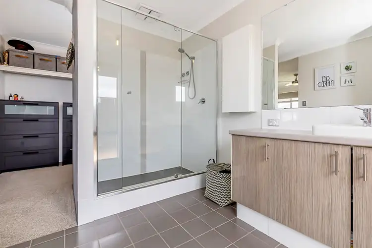 Fifth view of Homely house listing, 2 Citrino Avenue, Aveley WA 6069