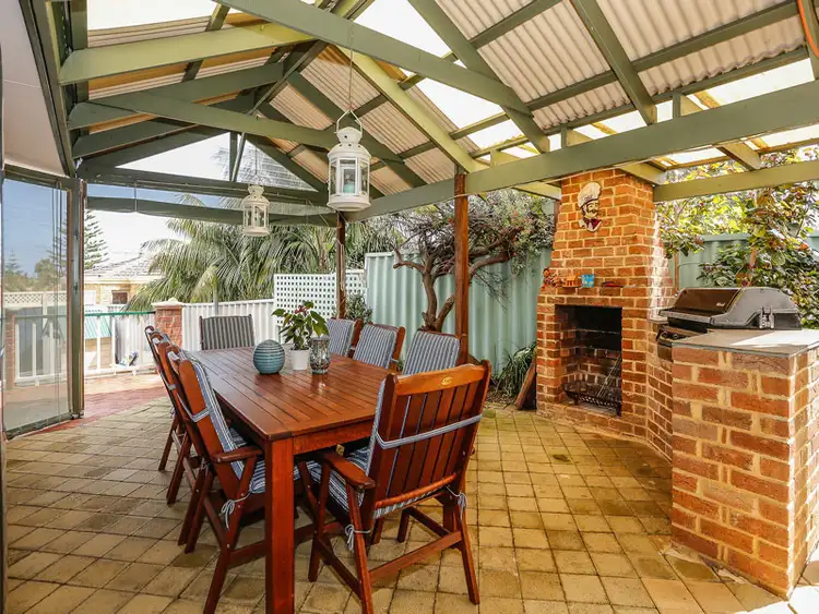 Second view of Homely house listing, 5 Carnarvon Rise, Ocean Reef WA 6027