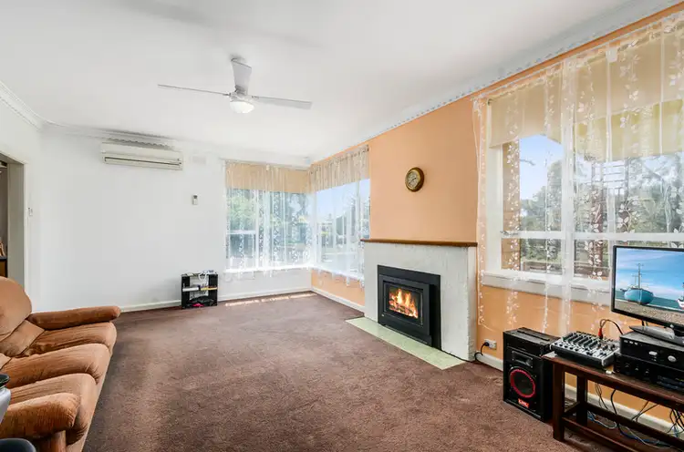 Fourth view of Homely house listing, 2 Dove Place, Mount Gambier SA 5290