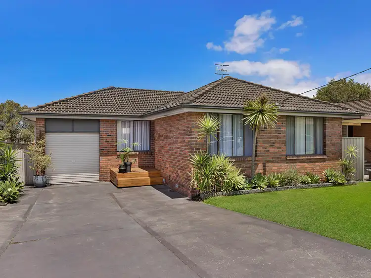 6 Coorabin Street, Gorokan NSW 2263