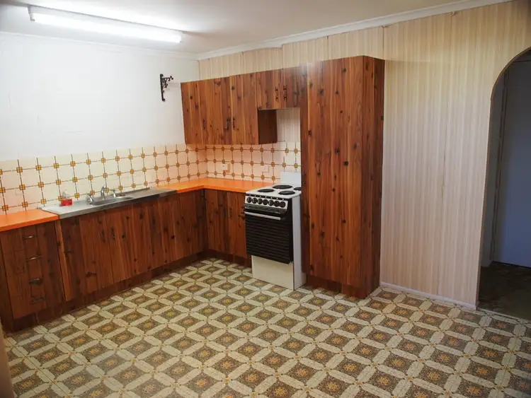 Second view of Homely unit listing, 2/27 Capricorn Crescent, Norman Gardens QLD 4701
