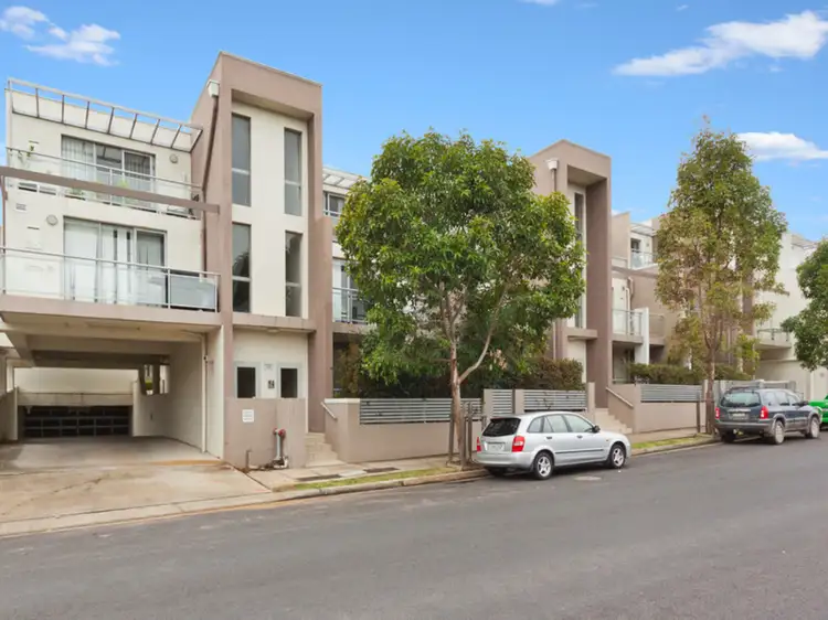 8/8-14 Bosworth Street, Richmond NSW 2753