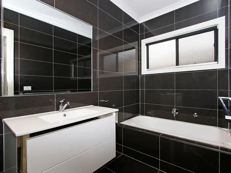 Fifth view of Homely house listing, 32 Salisbury Street, Benalla VIC 3672