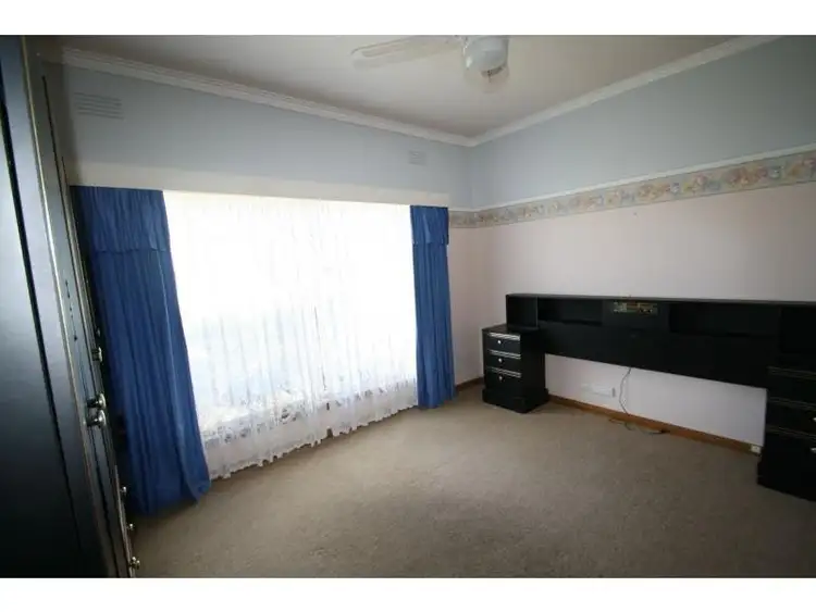 Fifth view of Homely house listing, 88 McConachie Street, Coleraine VIC 3315