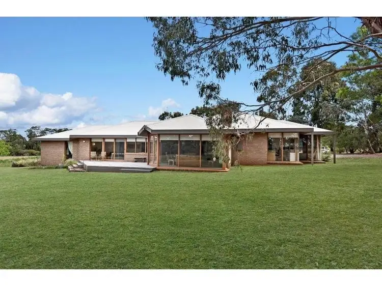 402 Beveridges Road, Hamilton VIC 3300
