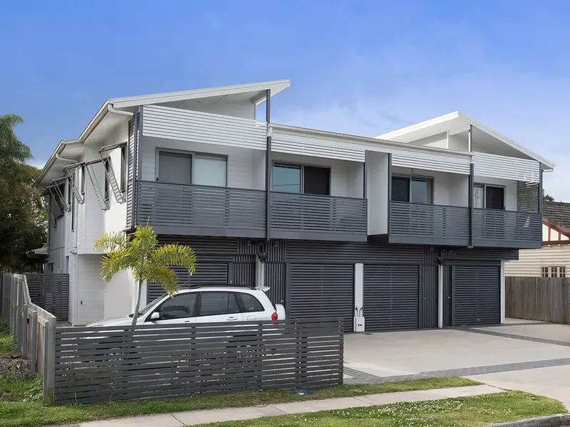 Main view of Homely townhouse listing, 2/28 Railway Terrace, Corinda QLD 4075