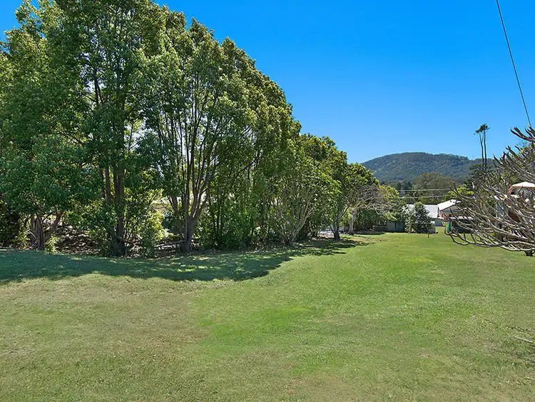 9 Cruice Street, Dayboro QLD 4521